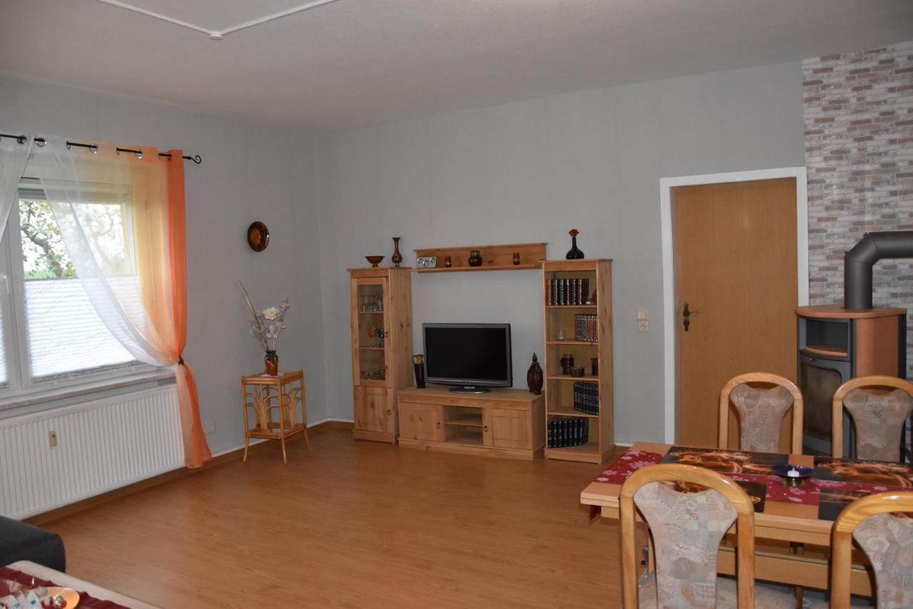 Flora Apartment Galenbeck ภายนอก รูปภาพ